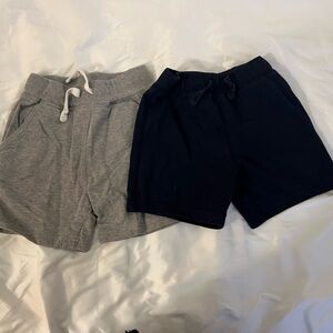 The Children’s Place Shorts - 2T (Gray & Navy)